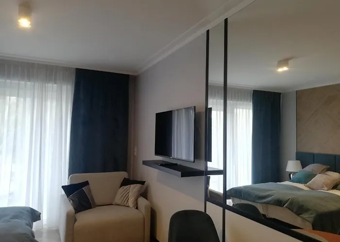 Apart. Albus Свиноуйсьце